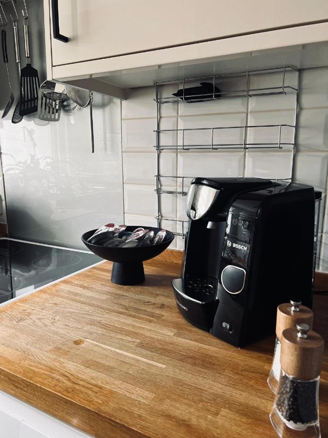 오반 Modern 2-Bed Flat In Town Centre 아파트 외부 사진